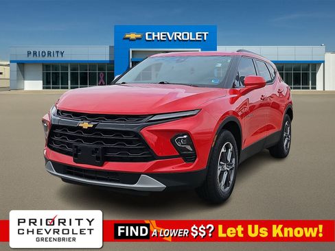 Used 2024 Chevrolet Blazer LT w/ Convenience Package FWD image 1