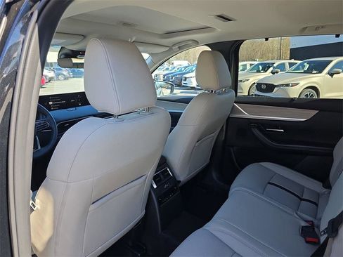 New 2026 MAZDA CX-90 Plug-In Hybrid w/ Preferred image 17