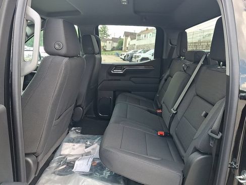 New 2026 GMC Sierra 1500 Elevation w/ X31 Off-Road Package AWD/4WD image 11
