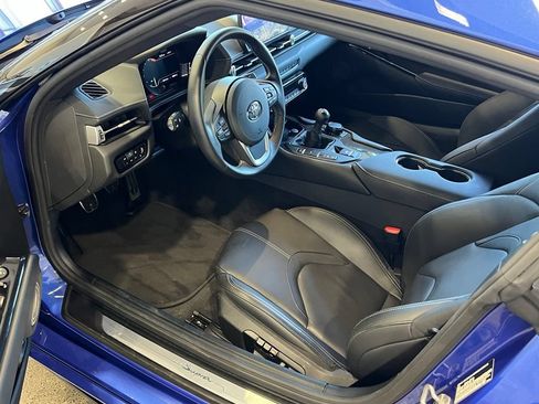 Used 2023 Toyota Supra Premium RWD image 10