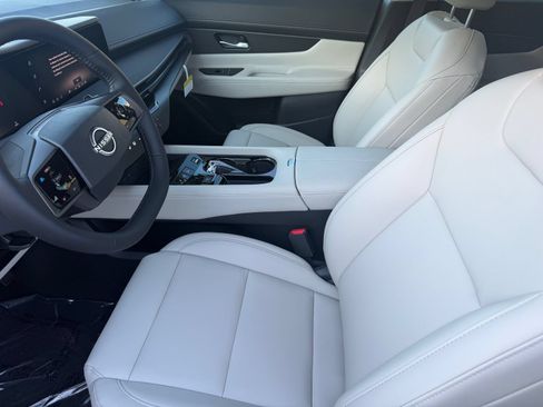 New 2026 Nissan Murano SV AWD/4WD image 14