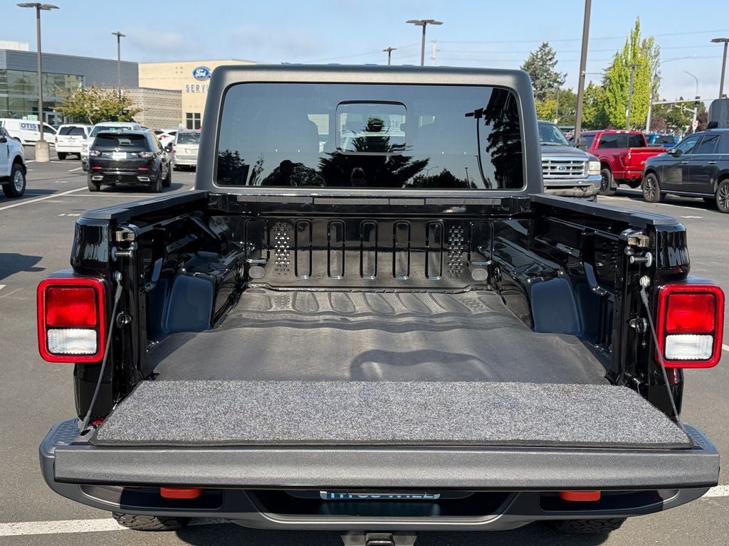 Used 2022 Jeep Gladiator Mojave w/ Cold Weather Group AWD/4WD image 22