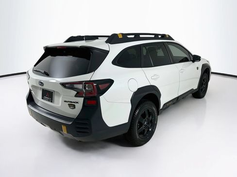 Used 2025 Subaru Outback Wilderness AWD/4WD image 8
