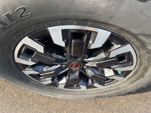 Certified 2023 Nissan Frontier PRO-4X w/ Technology Package image 41