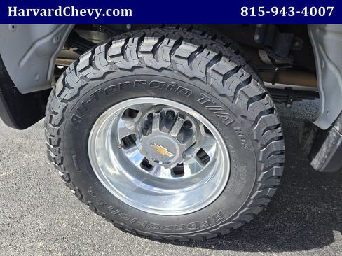 Used 2024 Chevrolet Silverado 3500 High Country w/ High Country Premium Package AWD/4WD image 46