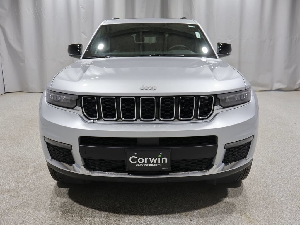 Used 2025 Jeep Grand Cherokee L Limited AWD/4WD image 6