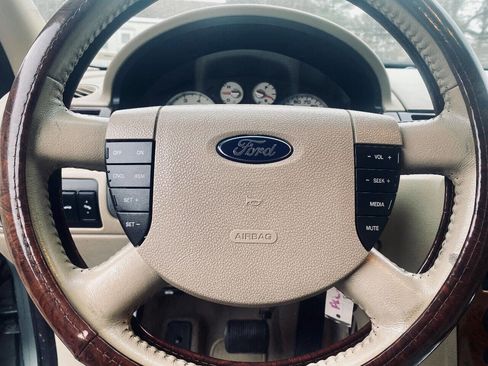 Used 2006 Ford Five Hundred Limited image 20