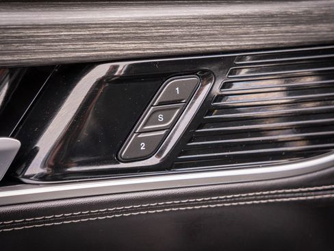 Used 2023 Jeep Wagoneer Series III w/ Preferred Equipment Group image 14