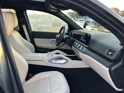 Used 2024 Mercedes-Benz GLE 350 4MATIC image 10