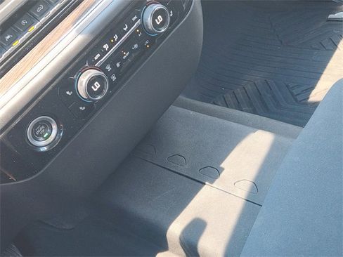 Used 2022 Chevrolet Silverado 1500 LT Trail Boss image 20