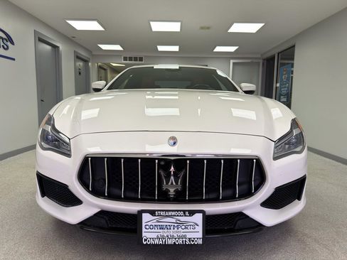 Used 2018 Maserati Quattroporte S GranSport Q4 AWD/4WD image 6