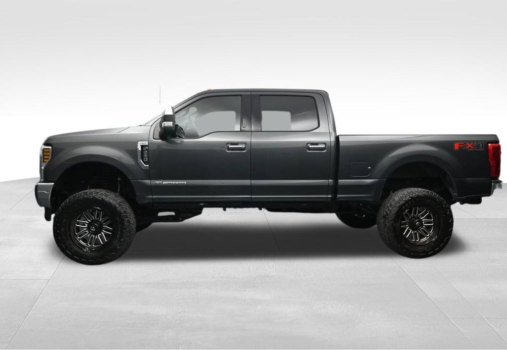 Used 2018 Ford F250 XLT w/ XLT Premium Package AWD/4WD image 2