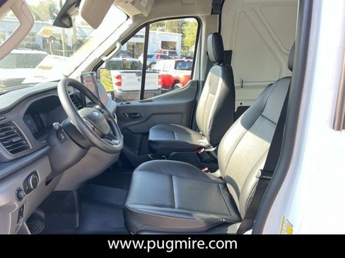 New 2026 Ford Transit 250 148 Medium Roof image 9