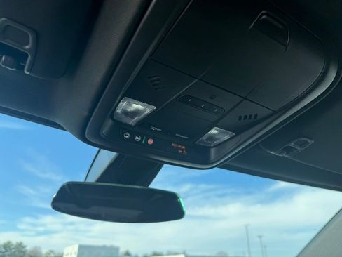 Certified 2023 Cadillac XT5 Luxury image 22