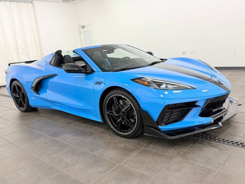 Used 2023 Chevrolet Corvette Stingray Preferred Conv w/ Z51 Performance Package RWD image 9