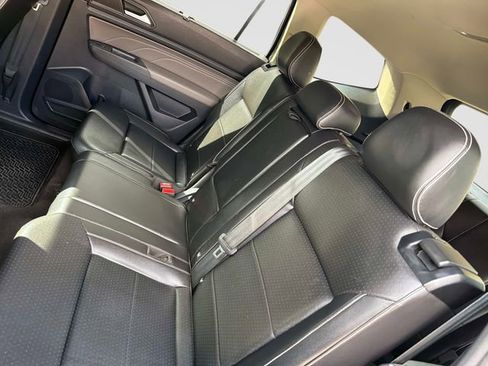 Used 2021 Volkswagen Atlas SE image 13