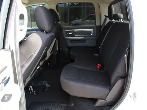 Used 2019 RAM 1500 Warlock AWD/4WD image 9