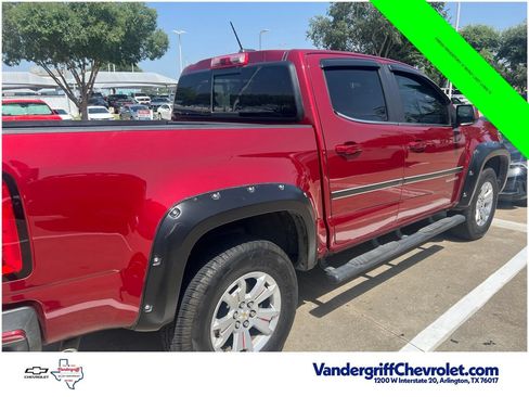 Used 2019 Chevrolet Colorado LT w/ LT Convenience Package RWD image 3