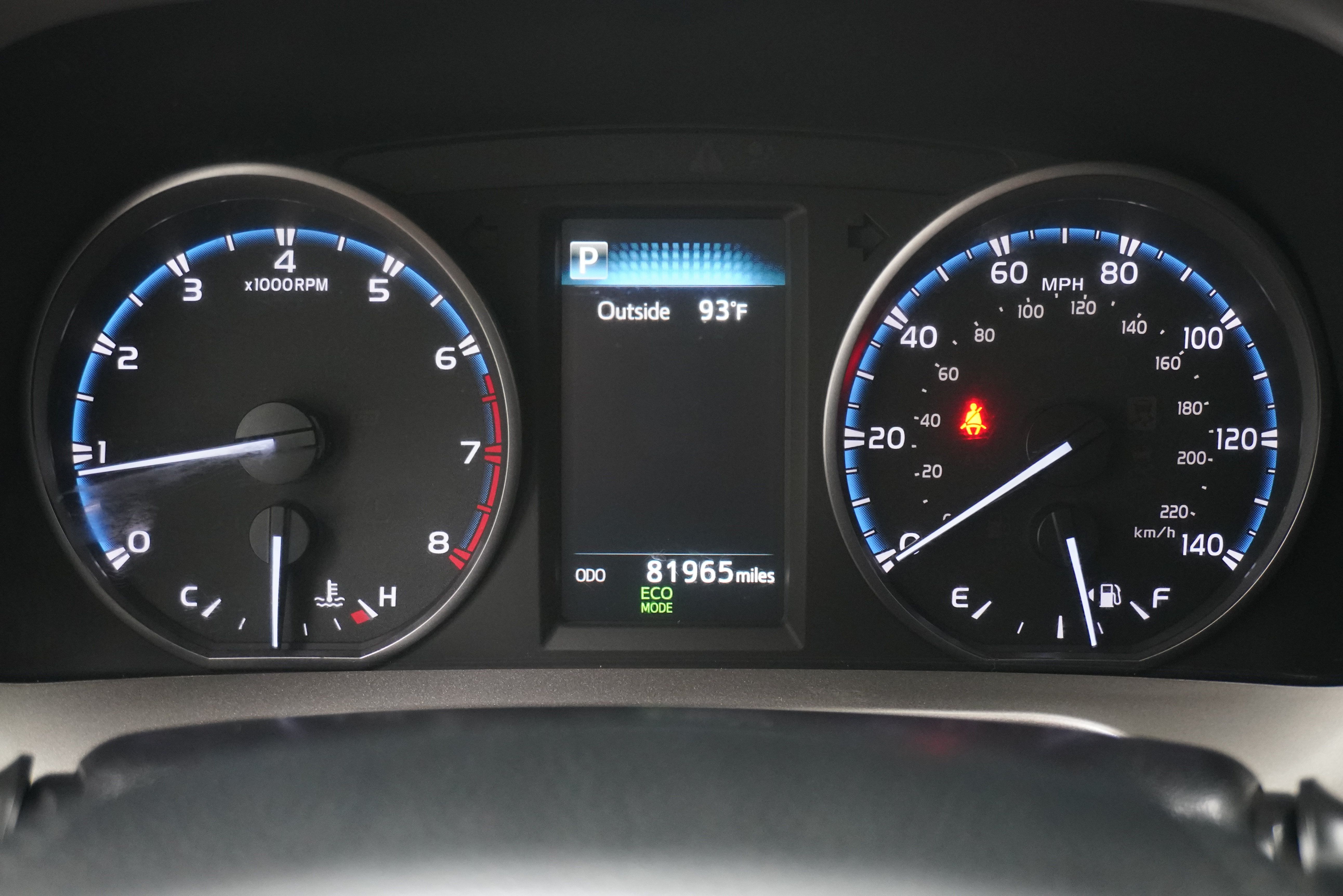 Used 2017 Toyota RAV4 LE FWD image 16