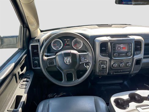 Used 2022 RAM 1500 Tradesman w/ Chrome Appearance Group image 24