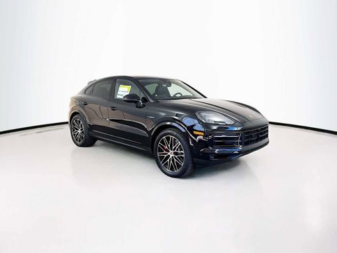 New 2026 Porsche Cayenne S image 7