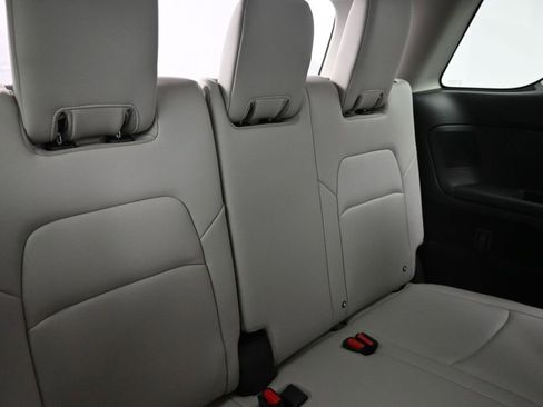 New 2026 Nissan Pathfinder SL AWD/4WD image 30
