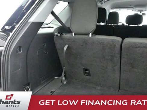 Used 2022 Ford Explorer XLT AWD/4WD image 22