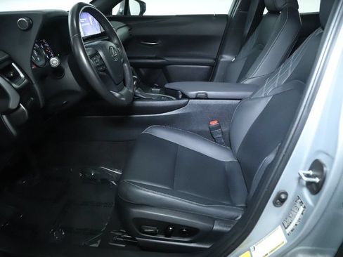 Used 2024 Lexus UX 250h AWD image 18