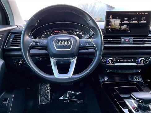 Used 2023 Audi Q5 2.0T Premium w/ Convenience Package AWD/4WD image 8