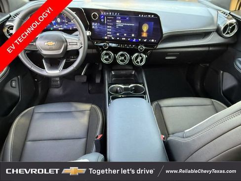 Used 2024 Chevrolet Blazer EV LT AWD/4WD image 11