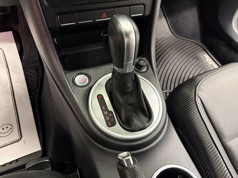 Used 2016 Volkswagen Beetle 1.8T SEL FWD image 21