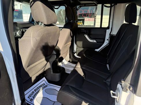 Used 2015 Jeep Wrangler Unlimited Sahara w/ Trailer Tow Group image 14
