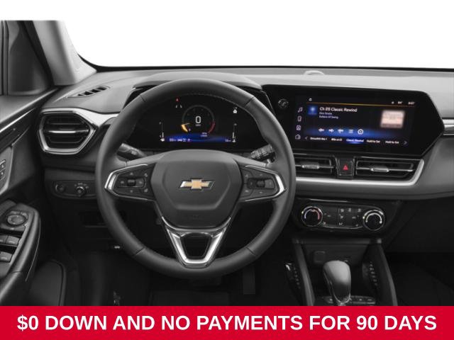 Used 2025 Chevrolet TrailBlazer LT AWD/4WD image 9