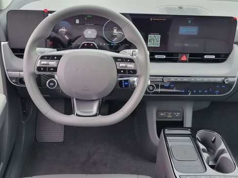 New 2026 Hyundai Ioniq 5 SEL RWD image 6