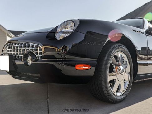 Used 2002 Ford Thunderbird Deluxe image 82