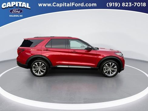 Certified 2025 Ford Explorer Platinum w/ Ultimate Package image 9