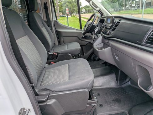 Used 2024 Ford Transit 250 Low Roof w/ Exterior Upgrade Package RWD image 10