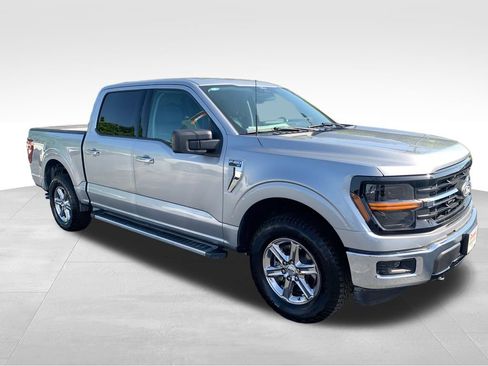 Used 2025 Ford F150 XLT w/ Equipment Group 301A Standard AWD/4WD image 7