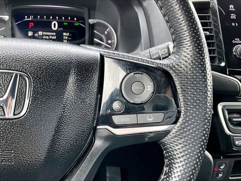 Used 2022 Honda Passport Elite image 12