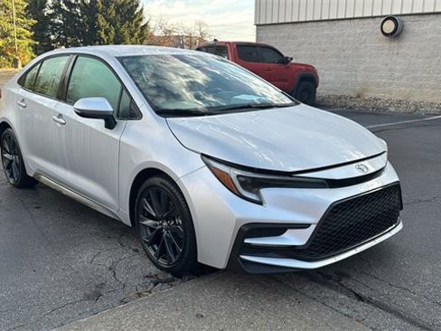 Used 2024 Toyota Corolla SE image 27