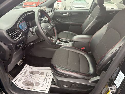 Used 2024 Ford Escape ST-Line image 10