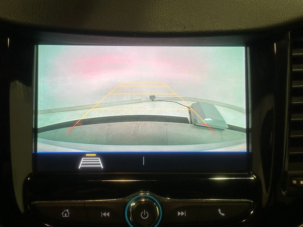 Used 2020 Chevrolet Trax LS w/ Tint and Cruise Package FWD image 4