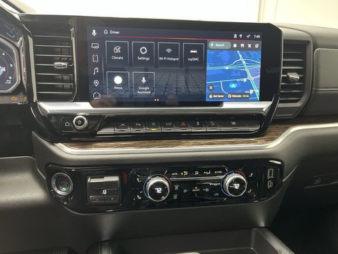 New 2026 GMC Sierra 1500 Elevation image 18