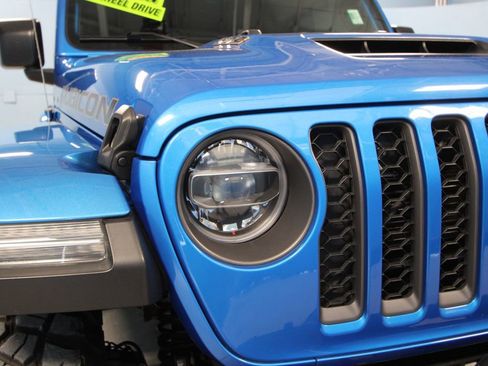 Used 2022 Jeep Wrangler Unlimited Rubicon AWD/4WD image 34
