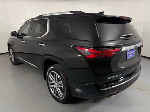 Used 2023 Chevrolet Traverse High Country w/ LPO, Floor Liner Package image 7