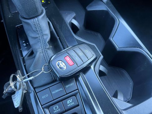 Used 2025 Toyota Camry LE image 22