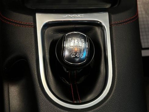 Used 2019 Ford Mustang GT Premium w/ Equipment Group 401A RWD image 15