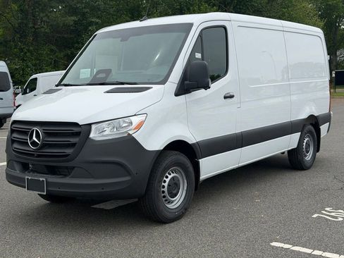 New 2026 Mercedes-Benz Sprinter 2500 image 9