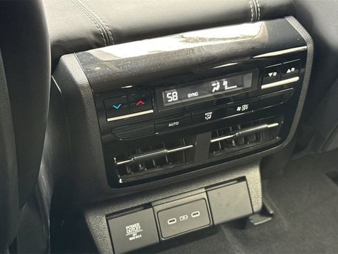 Certified 2025 Acura MDX w/ Technology Package image 17