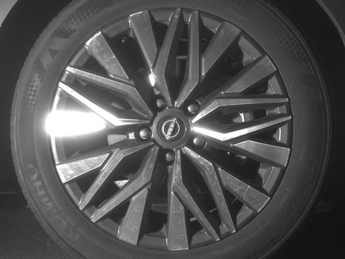 Used 2025 Nissan Altima 2.5 SV image 13